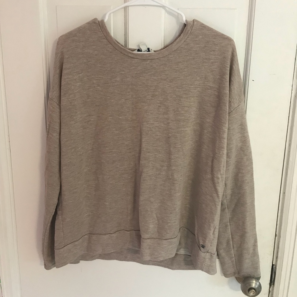 American Eagle Cream Back CutOut Sweater Size M-XL
